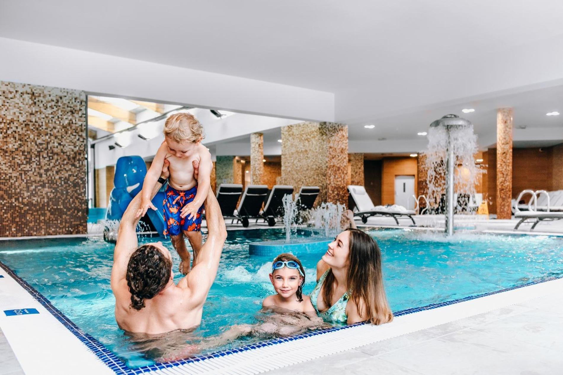Blue Mountain Resort シクラルスカ・ポレンバ エクステリア 写真
